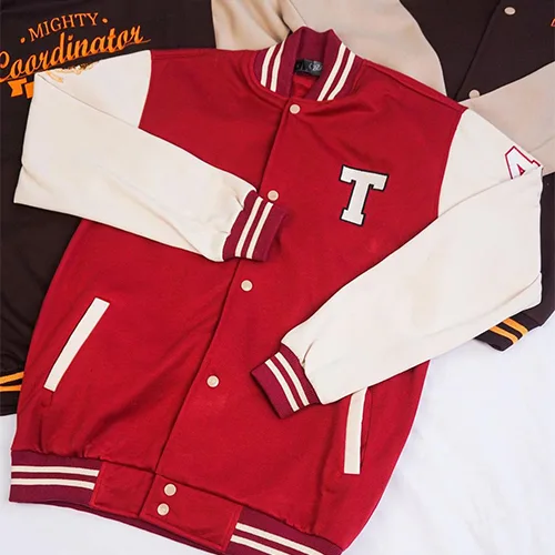 Apa Itu Jaket Varsity