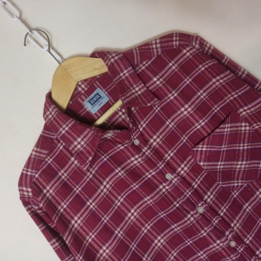 Outfit Grunge Kemeja Flanel