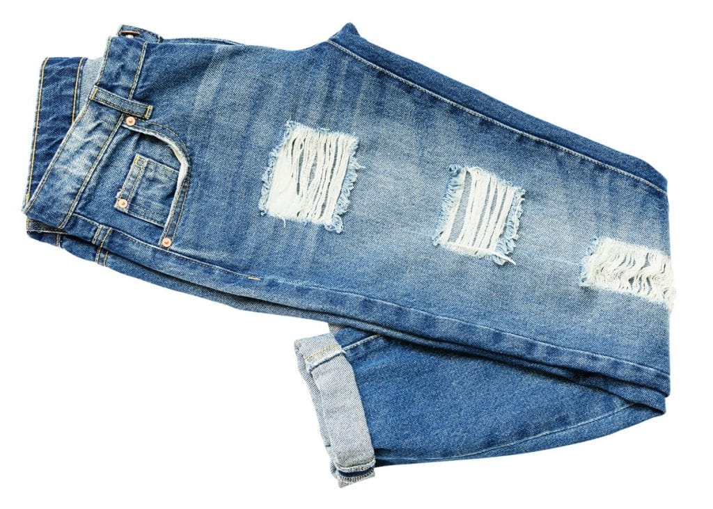 Outfit Grunge Ripped Jeans